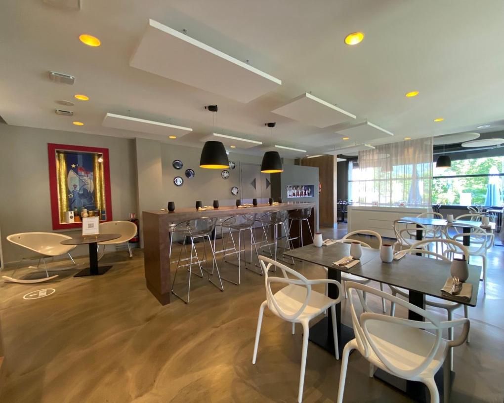 Logis Hotel Le Miramont Argeles-Gazost Ngoại thất bức ảnh