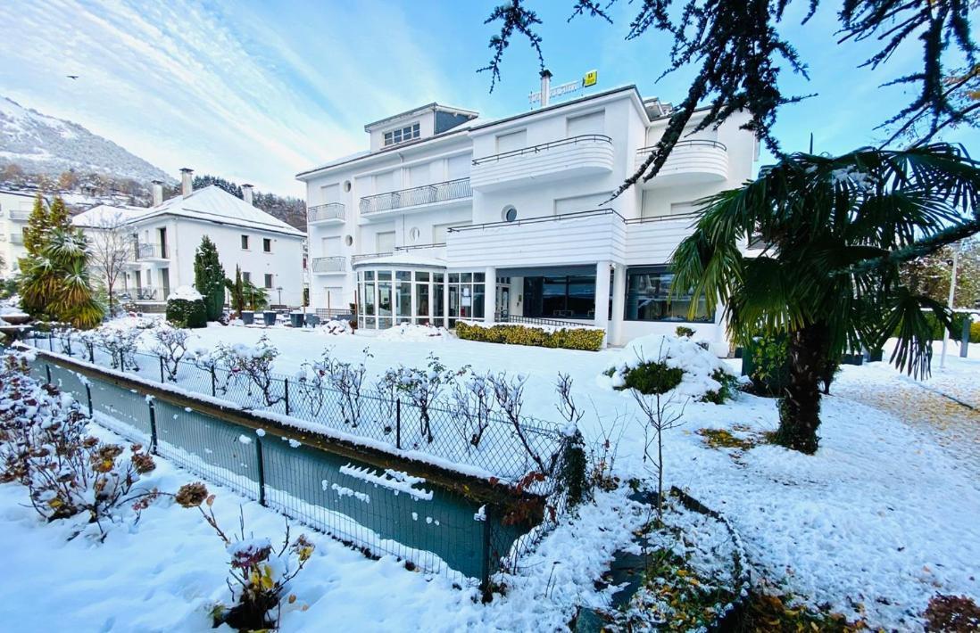 Logis Hotel Le Miramont Argeles-Gazost Ngoại thất bức ảnh