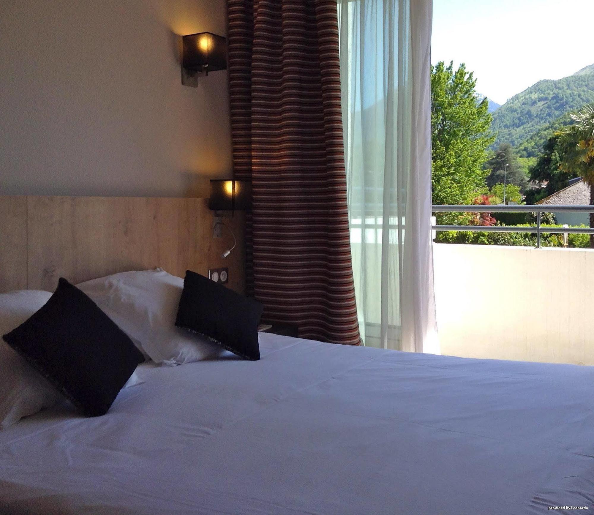 Logis Hotel Le Miramont Argeles-Gazost Ngoại thất bức ảnh